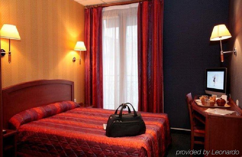 Hotel Charlemagne Neuilly-sur-Seine Quarto foto